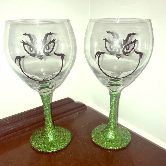 Other | 2 Grinch Wine Glasses | Poshmark